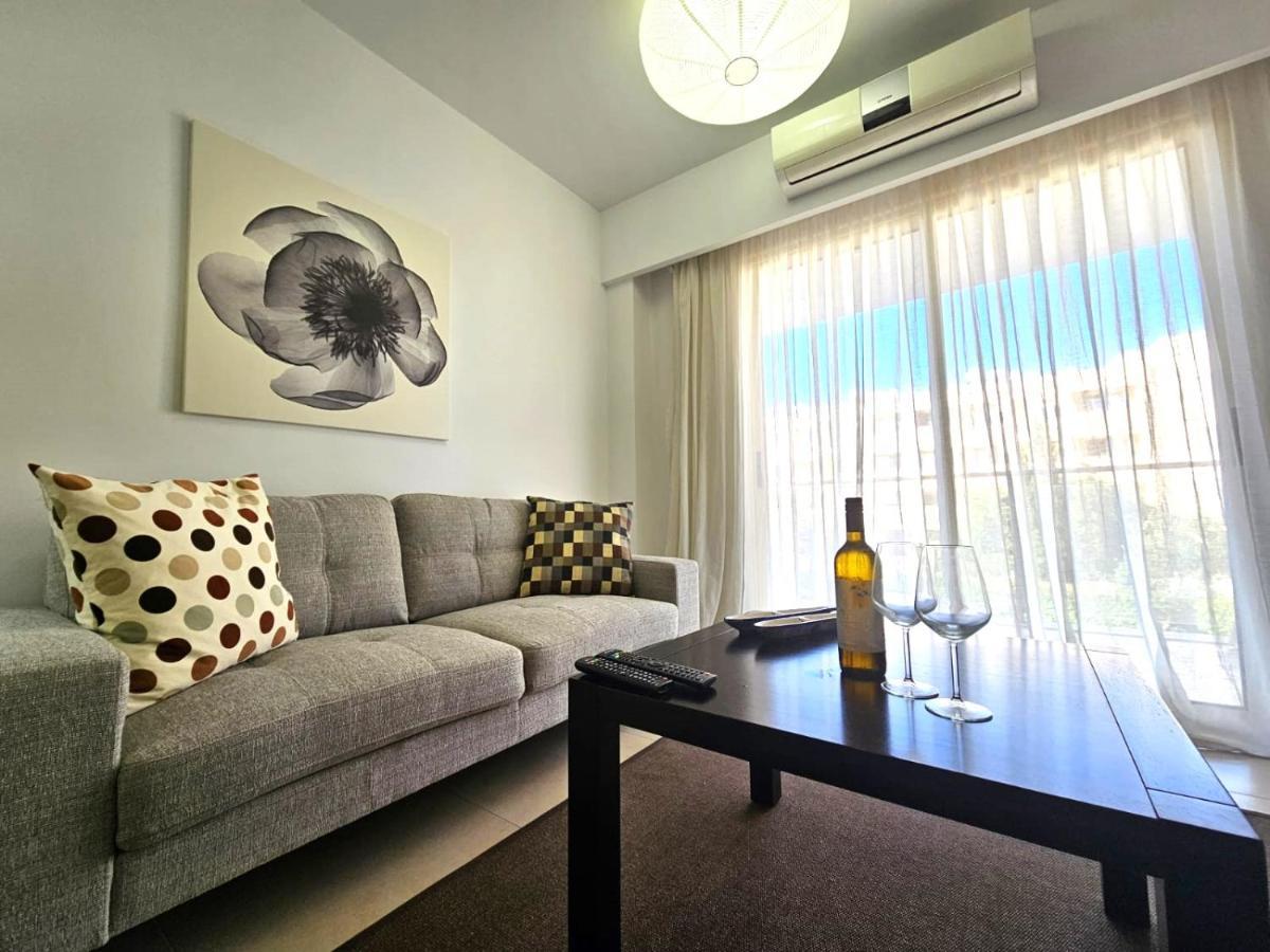 Elysia Park Apartments Пафос Экстерьер фото