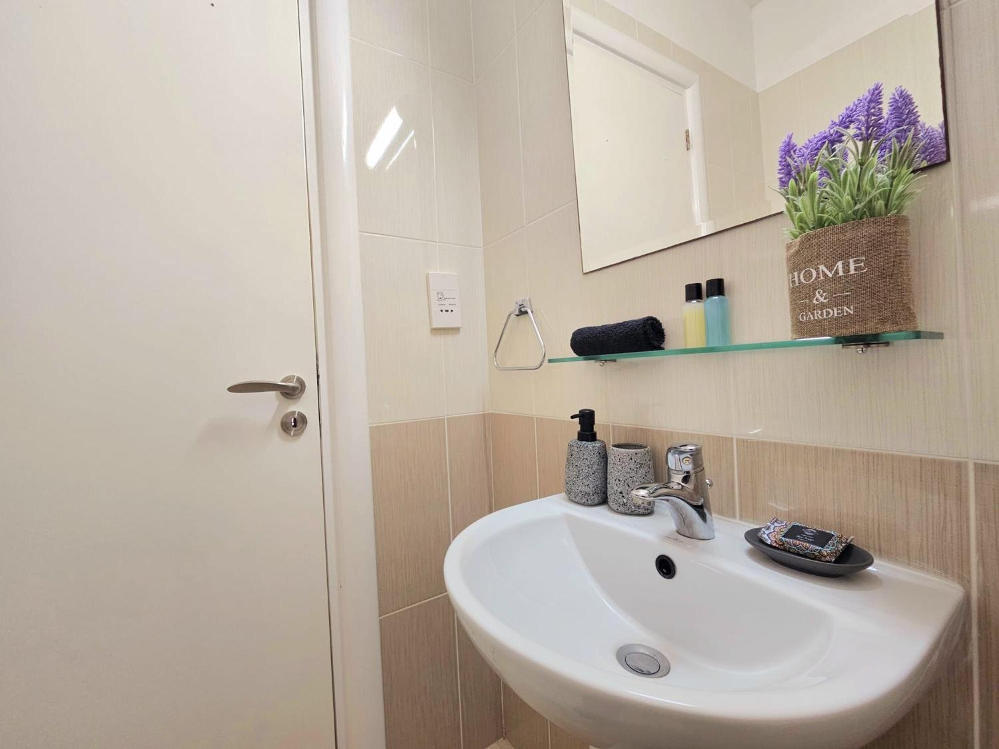 Elysia Park Apartments Пафос Экстерьер фото