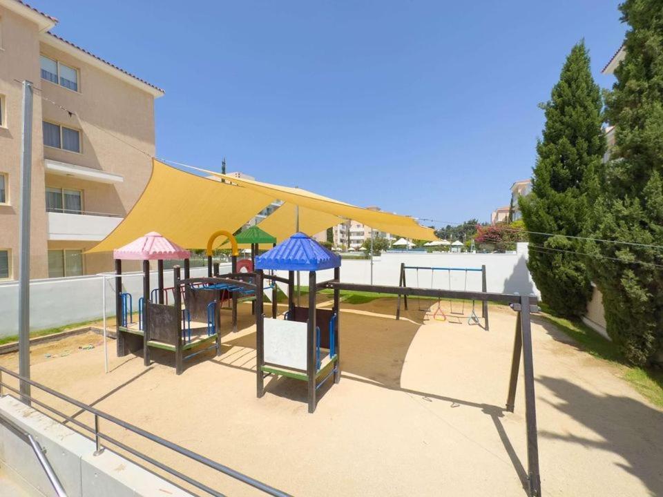 Elysia Park Apartments Пафос Экстерьер фото