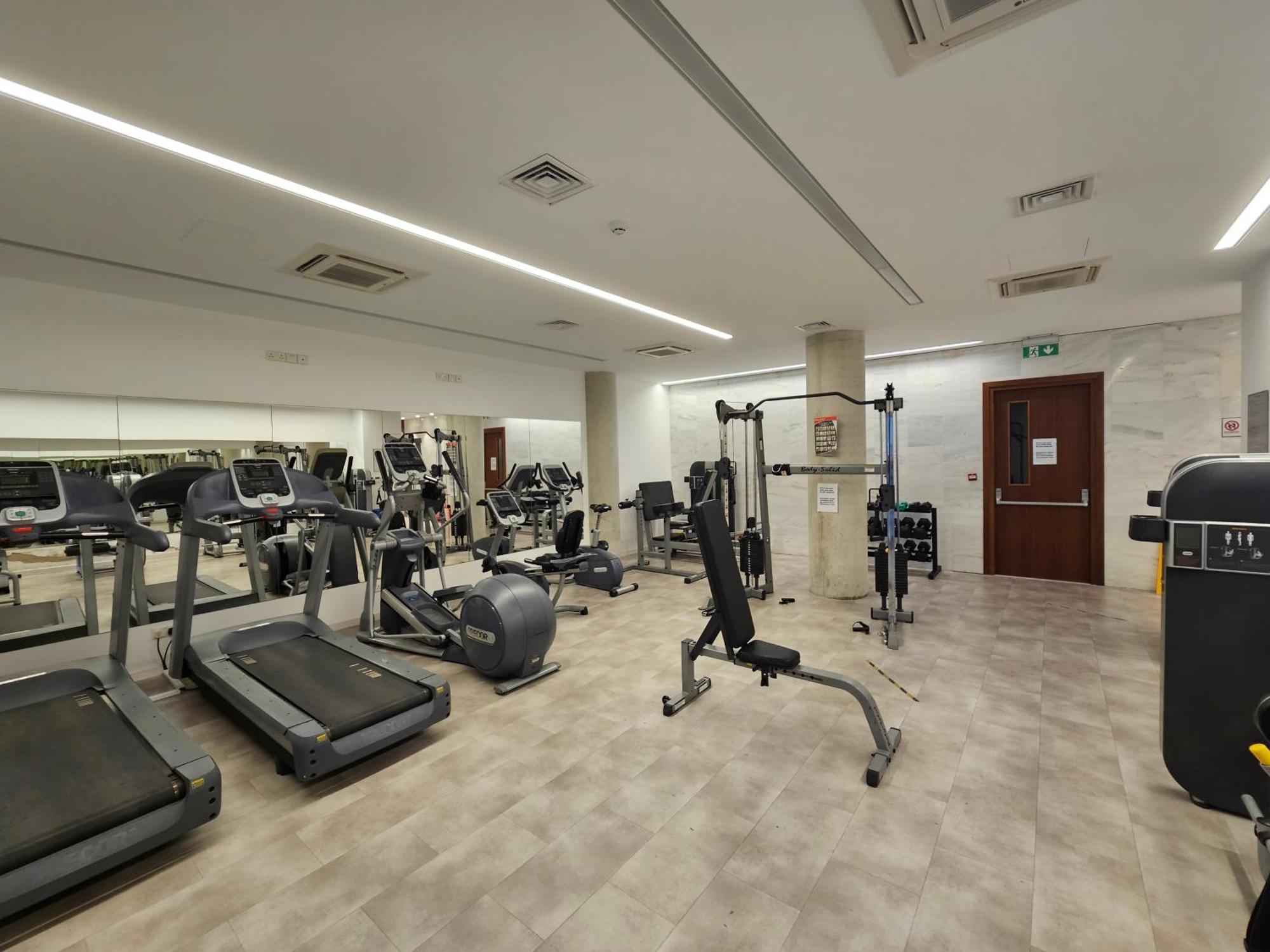 Elysia Park Apartments Пафос Экстерьер фото