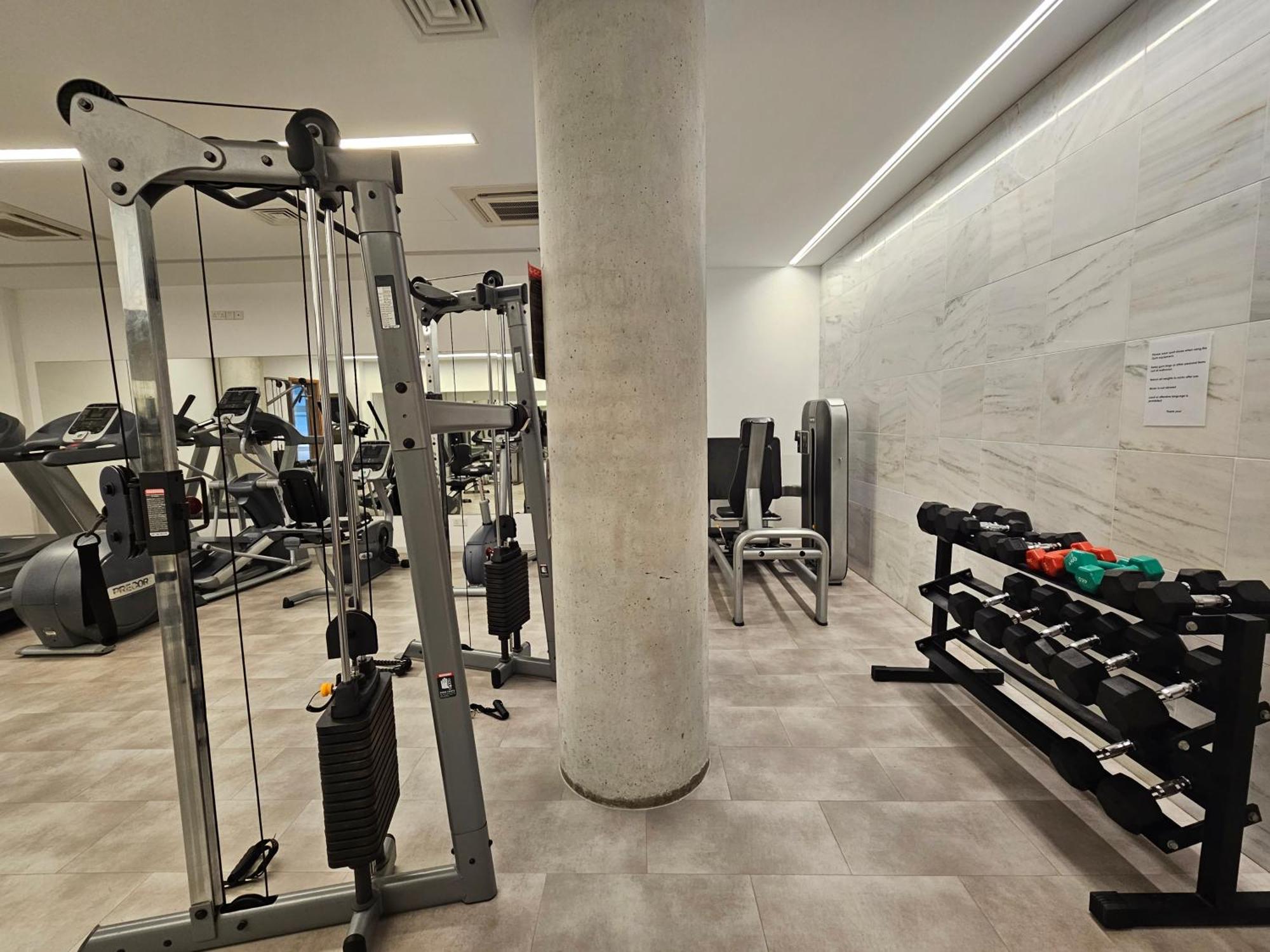 Elysia Park Apartments Пафос Экстерьер фото